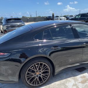 PORSCHE PANAMERA 4 - 9