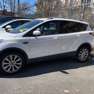 FORD ESCAPE TITANIUM - 4