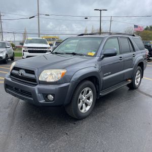 TOYOTA 4RUNNER - 1