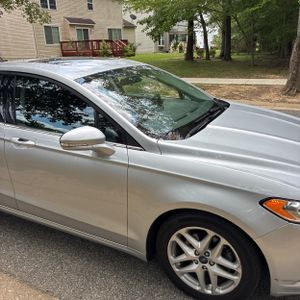 صورة مصغرة 13 لـ 2015 FORD FUSION SE