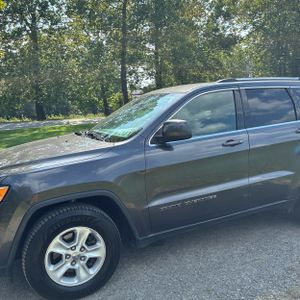 2017 JEEP GRAND CHEROKEE LAREDO — фото 2