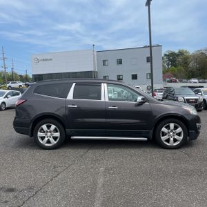 CHEVROLET TRAVERSE - 10