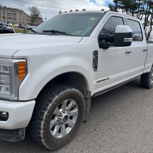 FORD F-250 SUPER DUTY PLATINUM - 2