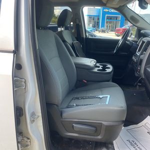 صورة 33 لـ 2014 RAM 1500 TRADESMAN