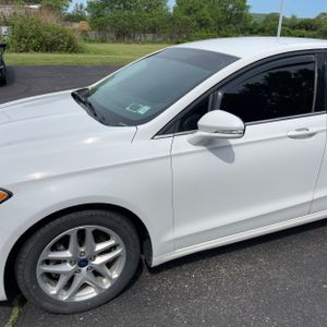 FORD FUSION SE - 2