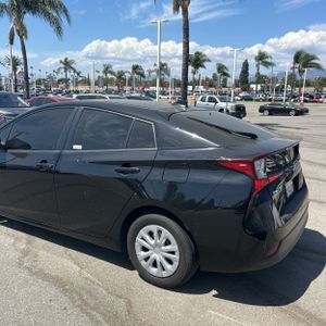 2022 Toyota PRIUS LE — фото 6