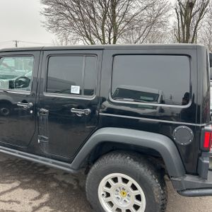JEEP WRANGLER UNLIMITED SAHARA - 6
