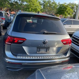 Volkswagen Tiguan S - 7