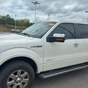 FORD F-150 LARIAT - 2