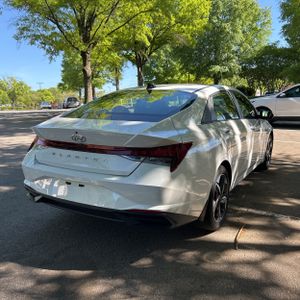 HYUNDAI ELANTRA SEL - 7