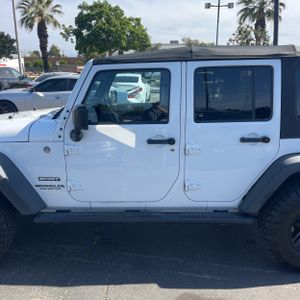 JEEP WRANGLER UNLIMITED SPORT - 4