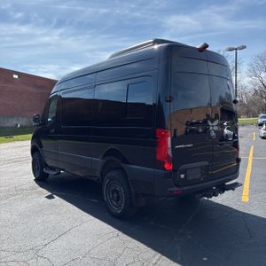 Mercedes-Benz Sprinter 2500 - 5