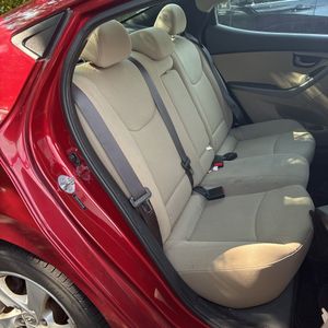 صورة مصغرة 31 لـ 2014 Hyundai ELANTRA SE