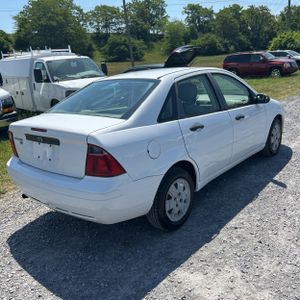 FORD FOCUS SE - 8