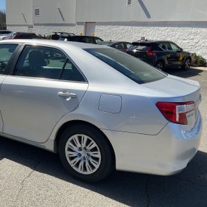 TOYOTA CAMRY - 6