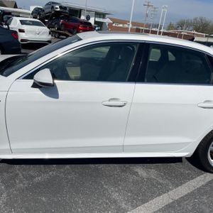 AUDI A4 PREMIUM S LINE - 4