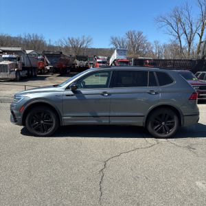 VOLKSWAGEN TIGUAN SE R-LINE BLACK 4MOTION - 3