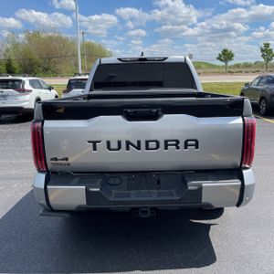TOYOTA TUNDRA - 7
