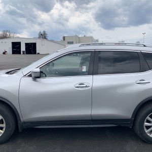 NISSAN ROGUE SV - 4