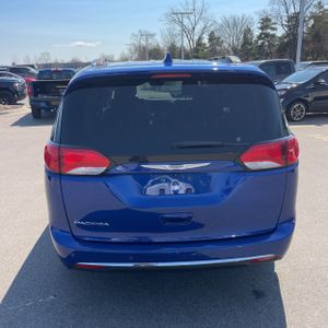 CHRYSLER PACIFICA TOURING L - 7