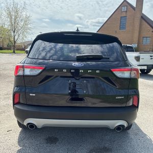 FORD ESCAPE HYBRID SE - 7
