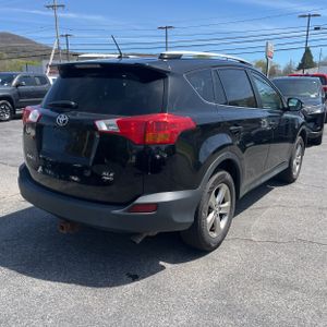 TOYOTA RAV4 - 8