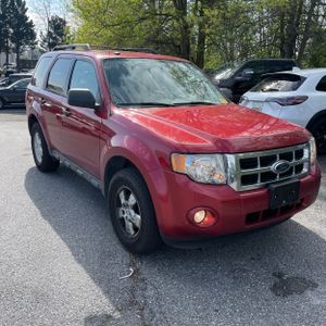 FORD ESCAPE XLT - 8