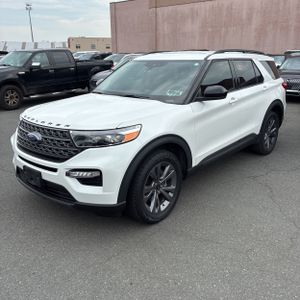 FORD EXPLORER XLT - 1