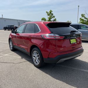 FORD EDGE SEL - 4