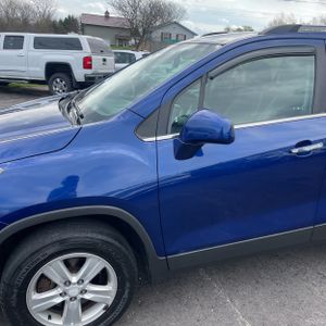 CHEVROLET TRAX LT - 2