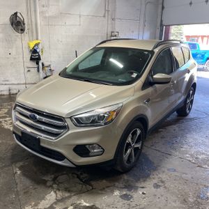 FORD ESCAPE SE - 1