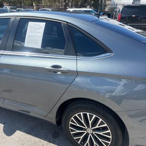 VOLKSWAGEN JETTA S - 6