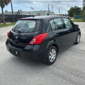 2011 Nissan VERSA 1.8S — фото 8