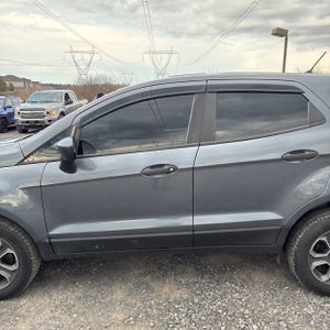 FORD ECOSPORT S - 4