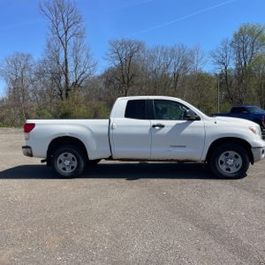 TOYOTA TUNDRA - 10