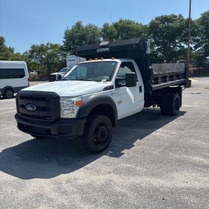 FORD F-550 CHASSIS XL - 1