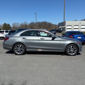 MERCEDES-BENZ C-CLASS - 10