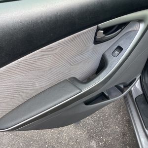 2011 Hyundai ELANTRA GLS 缩略图 76