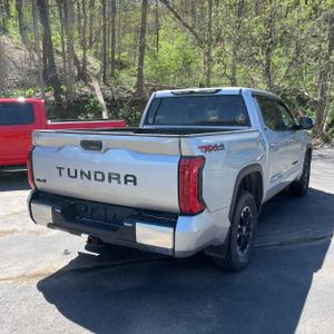 TOYOTA TUNDRA - 8