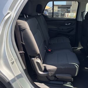 2021 Chevrolet TRAVERSE LS — миниатюра 34
