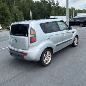 2011 KIA SOUL + — фото 8