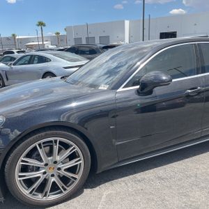 2019 Porsche PANAMERA 4 照片 2