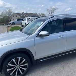 MERCEDES-BENZ GLB - 2