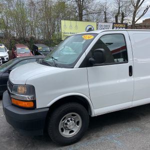 CHEVROLET EXPRESS 2500 - 2