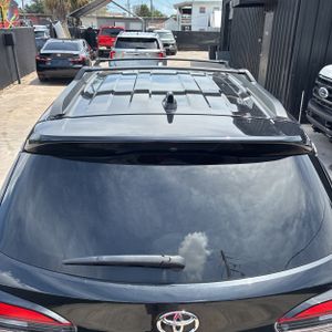 2025 Toyota COROLLA CROSS XLE 照片 16