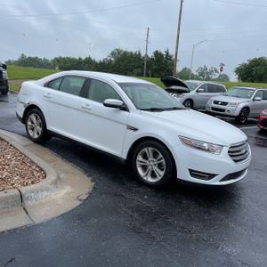 FORD TAURUS SEL - 10