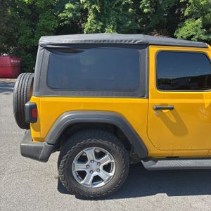 صورة 8 لـ 2019 JEEP WRANGLER SPORT S