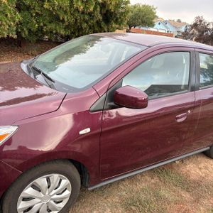 2022 Mitsubishi MIRAGE LE 照片 2
