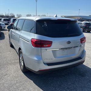 KIA SEDONA L - 5