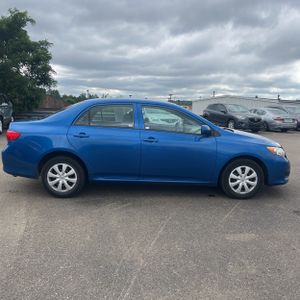 2010 Toyota COROLLA LE 照片 10